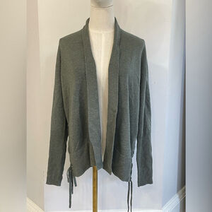 Open-Front Women’s Cardigan Sweater in Olive Green